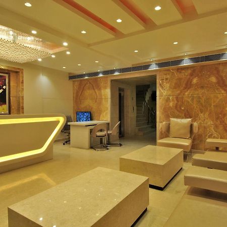Sai Miracle - Luxury Living Hotel New Delhi Bagian luar foto