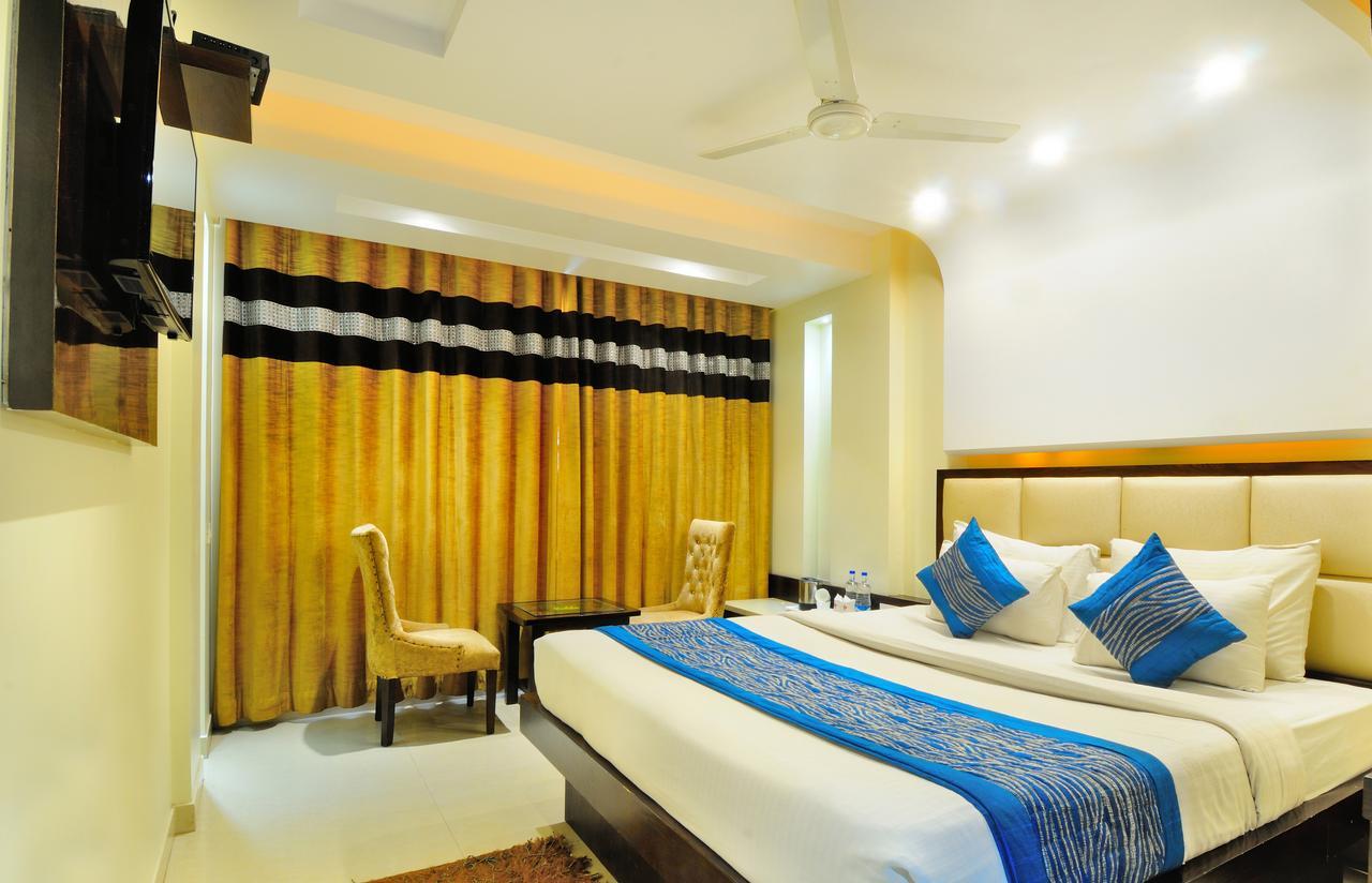 Sai Miracle - Luxury Living Hotel New Delhi Bagian luar foto