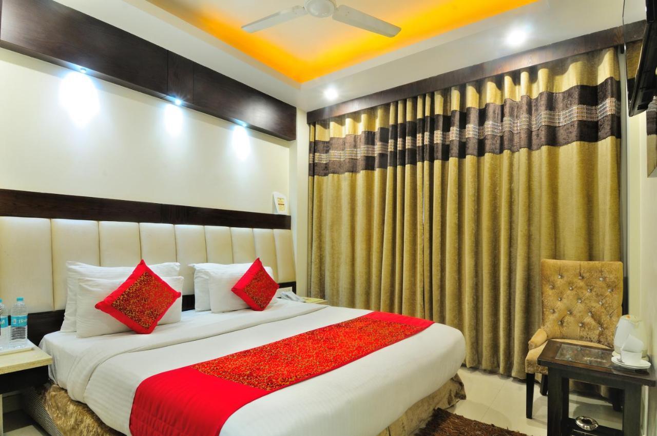 Sai Miracle - Luxury Living Hotel New Delhi Bagian luar foto