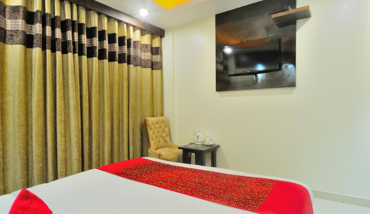 Sai Miracle - Luxury Living Hotel New Delhi Bagian luar foto
