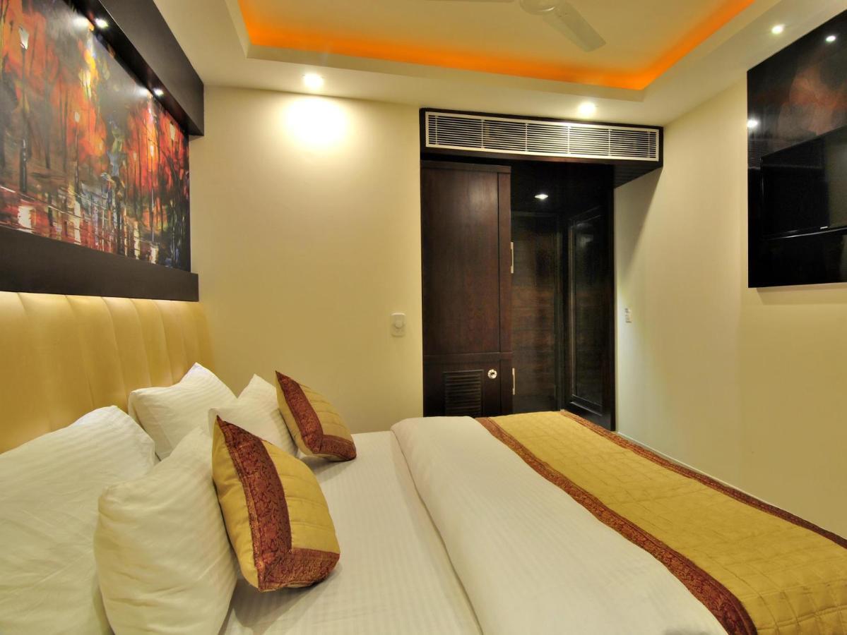 Sai Miracle - Luxury Living Hotel New Delhi Bagian luar foto