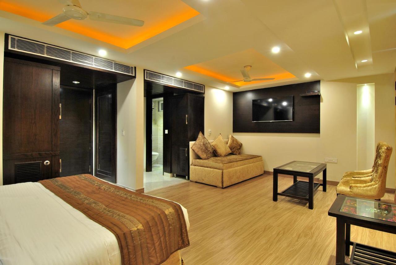 Sai Miracle - Luxury Living Hotel New Delhi Bagian luar foto